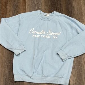 (2) Lock the label Crewneck